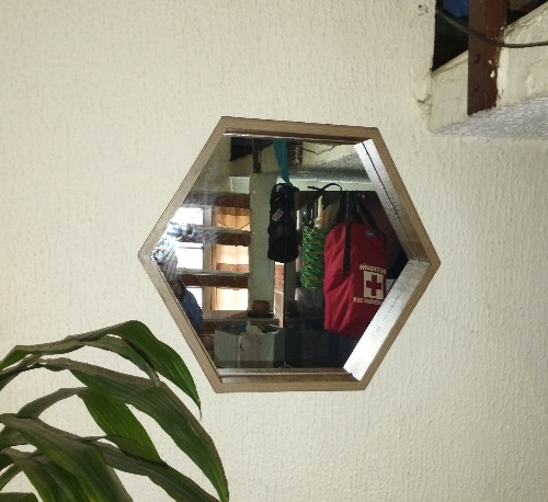 Imagen 1 de Espejo hexagonal medium melamina