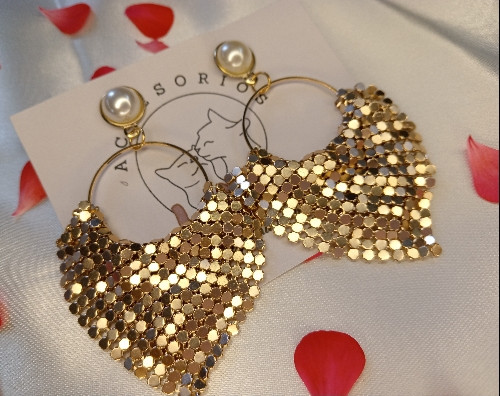 Imagen 1 de Aretes Triangulares de Lentejuelas 