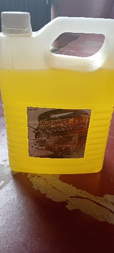 Imagen 1 de Shampoo para carros 1 galon