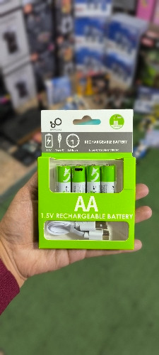 Imagen 1 de 4 baterías AA de litio recargables con puerto USB tipo C ..