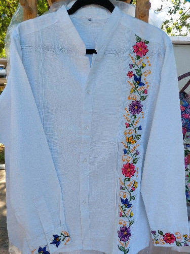 Imagen 1 de Guayabera Dama Bordada