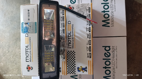 Imagen 1 de Explo metal espejo blanca fija y flas