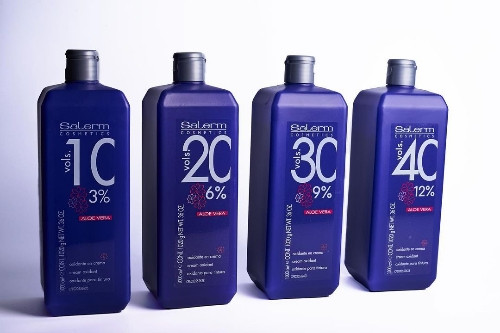 Imagen 1 de Agua oxigenada salerm 1000ml. 10 Vol