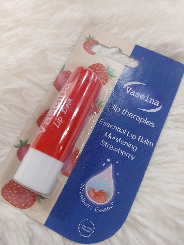Imagen 1 de Bálsamo labial aroma a fresa