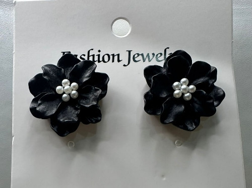 Imagen 1 de Aretes flor negra 