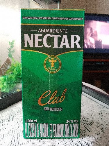 Imagen 1 de Aguardiente néctar verde
