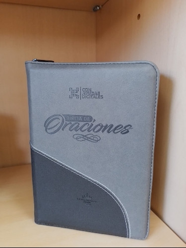 Imagen 1 de Biblia de Oraciones 