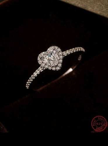 Imagen 1 de 1 pieza Anillo atractivo zirconia cúbica con adorno de corazón plata para mujeres para decoración diaria