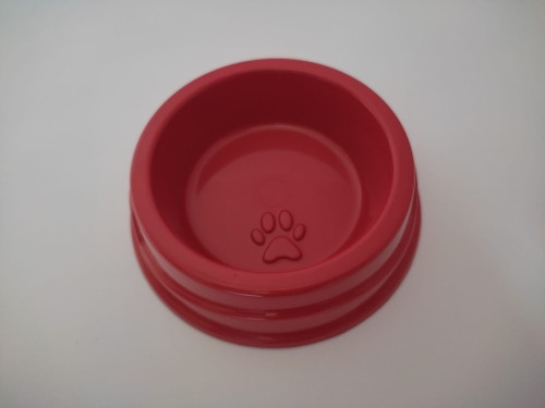 Imagem 1 de  Comedouro Pata (vermelho) 300 ml (L 15x A 5x diâmetro interno 10 cm)