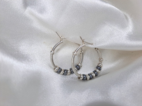 Imagen 1 de Argolla con aros de plata quemada