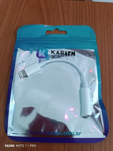 Imagen 1 de ADAPTADOR  LIGHTNING A 3,5 AUX