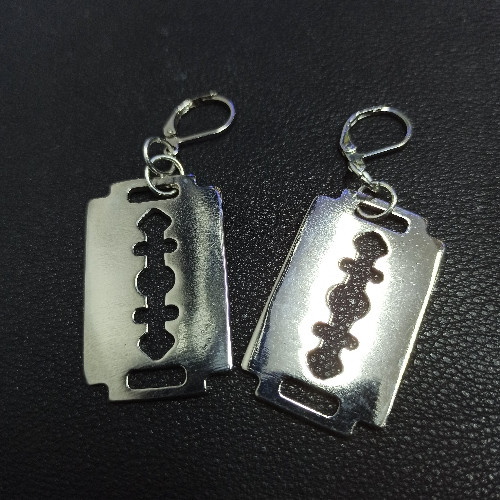 Imagen 1 de Aretes Navaja