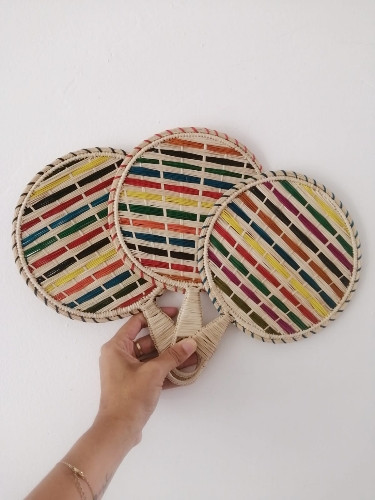 Imagen 1 de ABANICO EN IRACA PINTADO