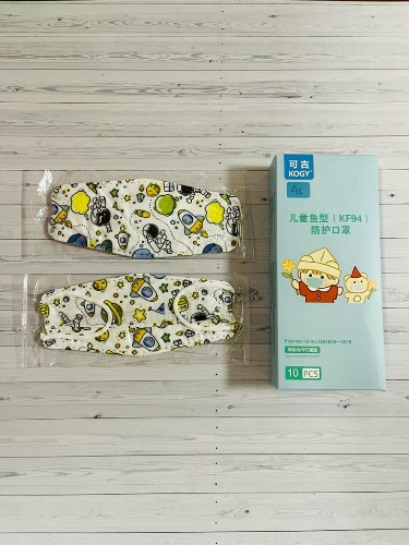 Imagen 1 de KF94 Fish Shape Niños con Diseño - Modelo Astronauta - Marca Kogy