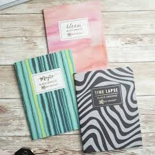 Imagem 1 de Bloco Adesivo De Anotações com 8 modelos 30 folhas cada - Várias Estampas