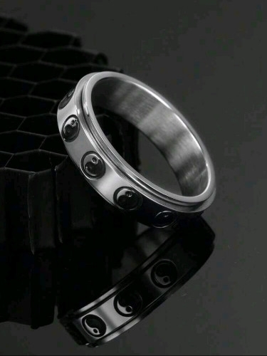 Imagen 1 de Anillo giratorio con patrón Yin Yang
