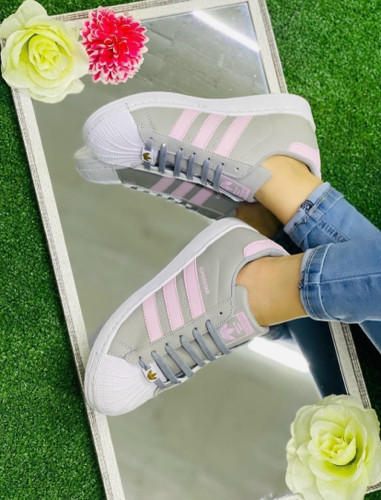 Imagen 1 de Adidas súperstar gris rosa 4.5