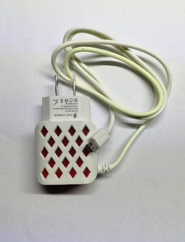 Imagen 1 de  Cargador para celular micro usb 