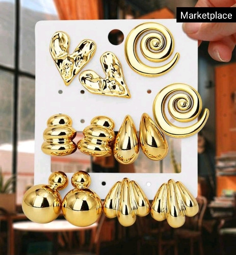Imagen 1 de Aros chicos dorados