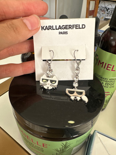 Imagen 1 de Aretes Karl Lagerfeld 