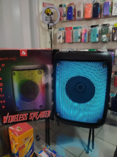 Imagem 1 de Caixa de som KTS - 1576 Wireless speaker 