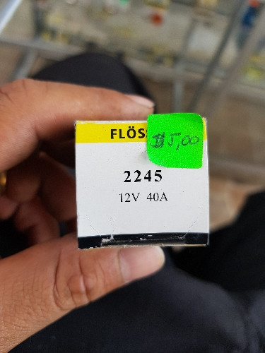Imagen 1 de 2245 Relay 12V 40A