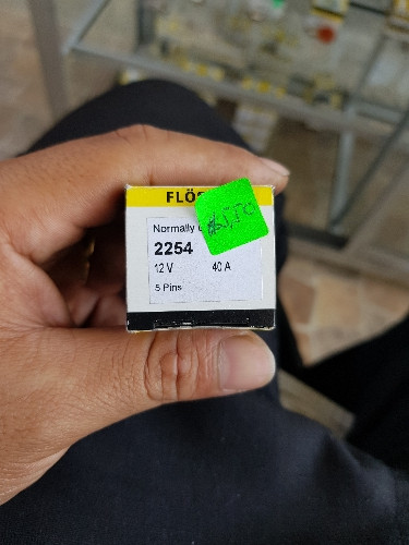 Imagen 1 de 2254 Relay 12V 40A
