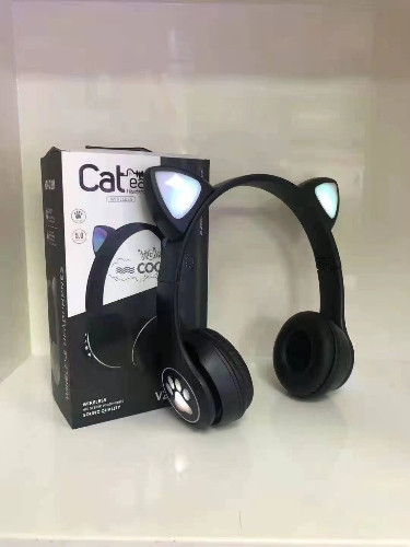 Imagen 1 de Audífonos orejas de gato negro