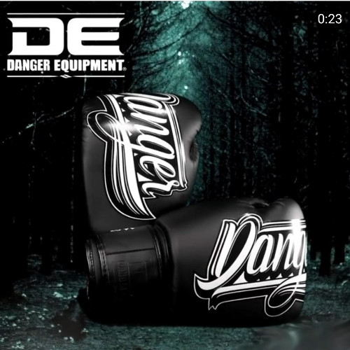 Imagen 1 de BOXING GLOVES 14OZ DEADBOLT DANGER EQUIPMENT  SEMI PIEL BLACK