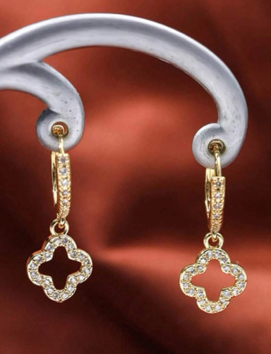 Imagen 1 de 1 par de elegantes pendientes en forma de ciruela con diamantes incrustados, adecuados para estilos europeos y americanos y uso casual diario de mujer