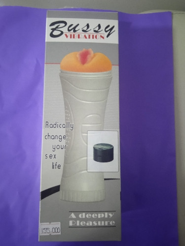 Imagen 1 de  Masturbador Bussy vibration VAGINA LINTERNA