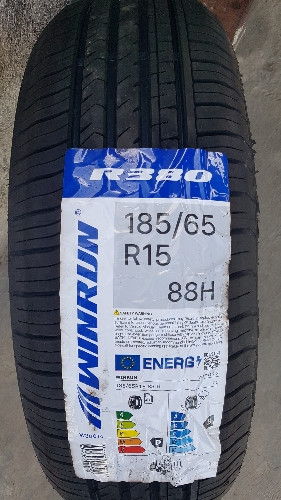 Imagen 1 de 18565R15W