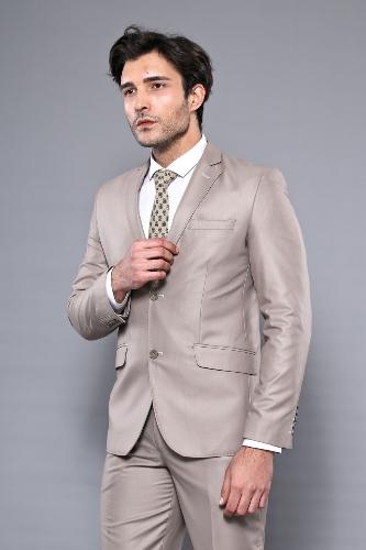 Imagen 1 de Double buttons Tan slim suit