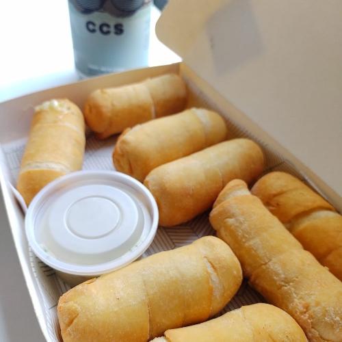 Imagen 1 de 8 tequeños y una malta