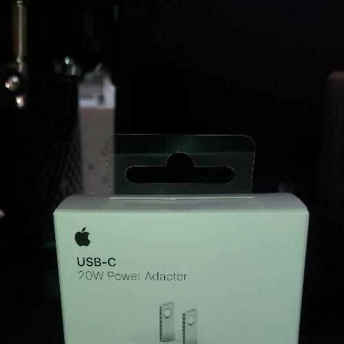 Imagen 1 de 20W USB-C Poder Adapter Original