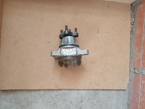 Imagen 1 de Bomba de agua Suzuki H20A