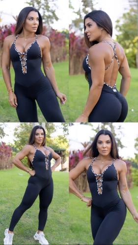 Imagen 1 de Enterizo canela carioca negro liso