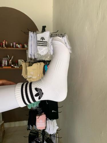 Imagen 1 de Adidas blancas 3/4