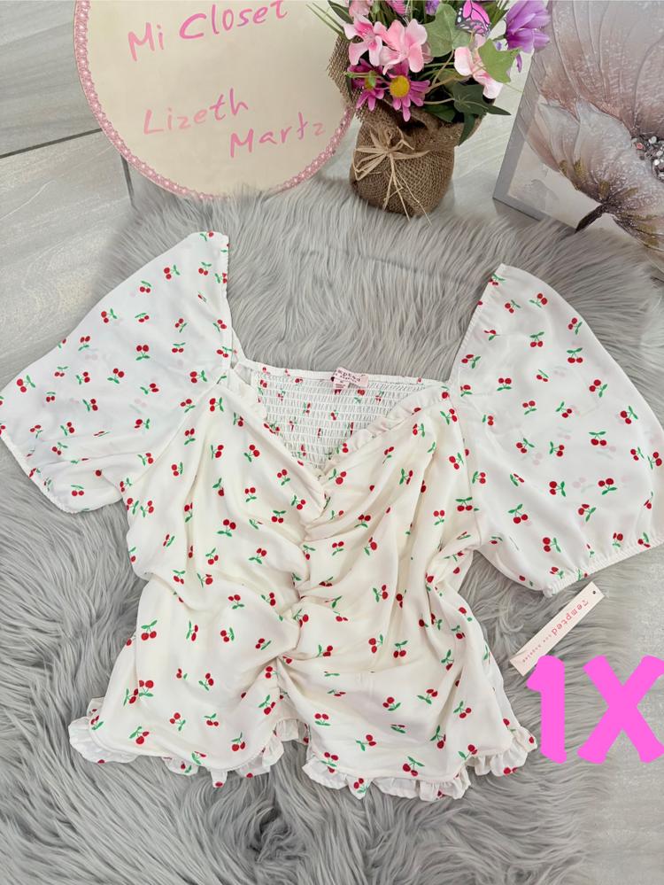 Imagen 1 de Blusa blanca cerezas manga corra