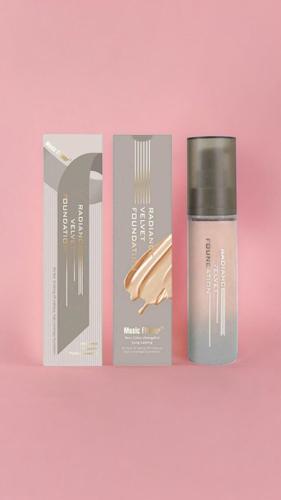 Imagen 1 de Base Radiance Velvet (Music Flower)