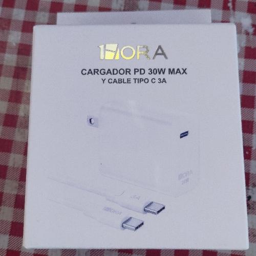 Imagen 1 de Cargador 30W Max  y cable Tipo C 3A