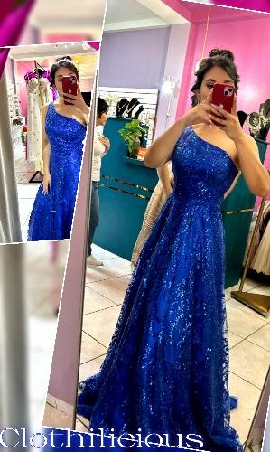 Imagen 1 de 1 vestido azul rey con brillos