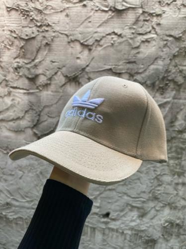 Imagen 1 de ADIDAS BEIGE