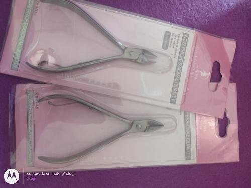 Imagen 1 de Alicate de mano mussa