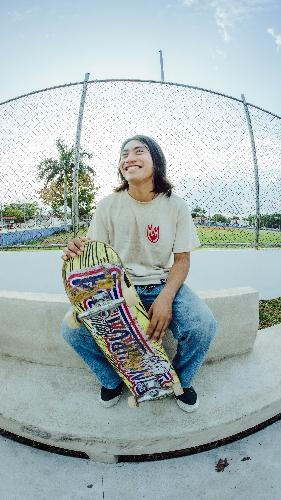 Imagen 1 de Dead human