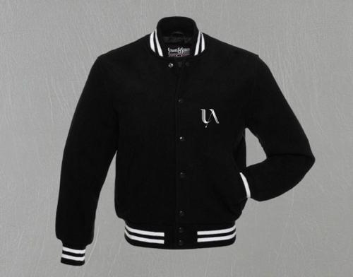 Imagen 1 de Chaquetas tipo Americana negra