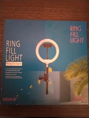 Imagen 1 de Aro de luz con tripié 20cm 8"