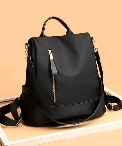 Imagen 1 de Mochila anti robo minimalista