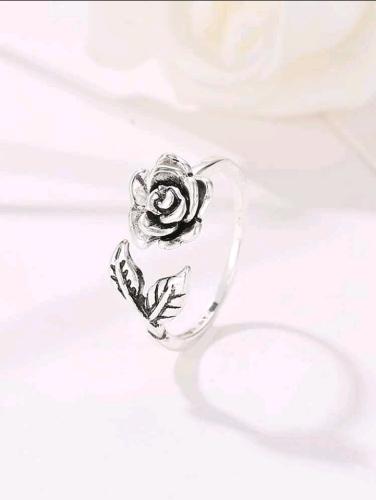 Imagen 1 de Anillo ajustable en forma de rosa y cola