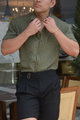 CAMISA VERDE OLIVA RAYAS